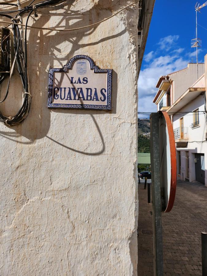 Апартаменты Fabulosa Casa En El Corazon De San Sebastian Альмуньекар Экстерьер фото